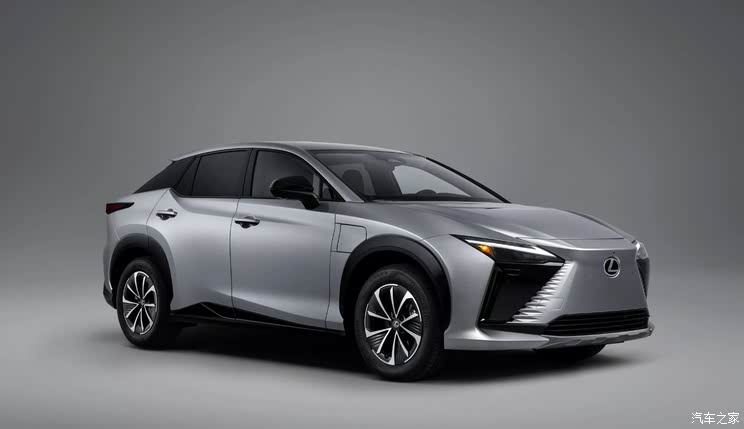 新款雷克萨斯RZ官图 约合人民币32.44万元起 中型纯电SUV