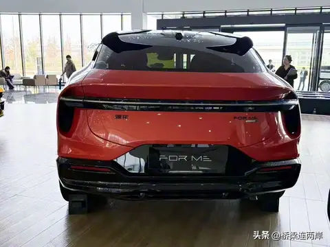 莲花FOR ME插混系统亮相：900V架构与420km纯电续航的豪车新选择
